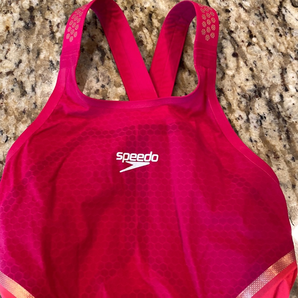 Pink speedo Intent size 22.